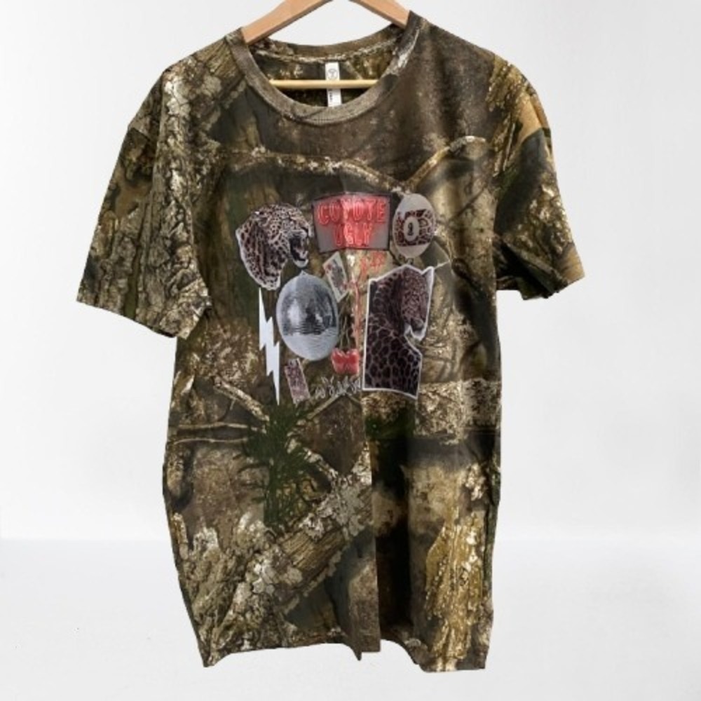 NEW Coyote Ugly Realtree‎ Women's Graphic Print Camo Tee Shirt Large
